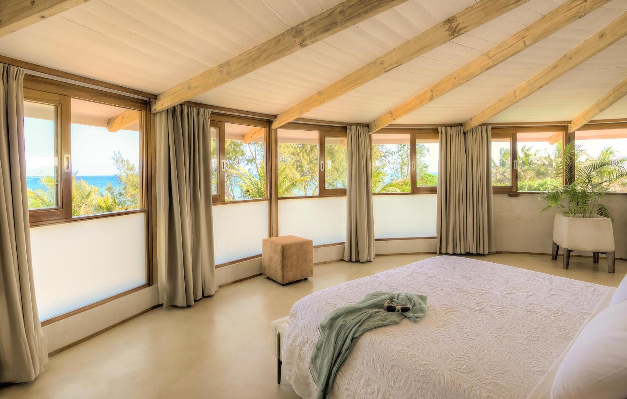 Kobe Suite Resort Ватаму Екстериор снимка